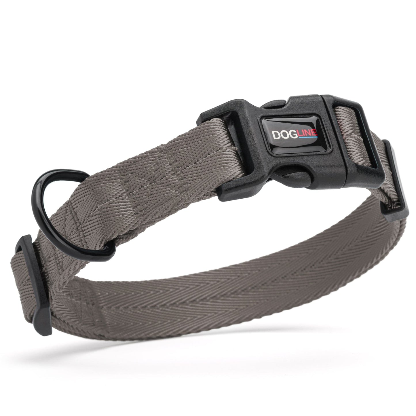 Nylon flat dog collar with adjustable buckle and durable hardware for everyday comfort and control