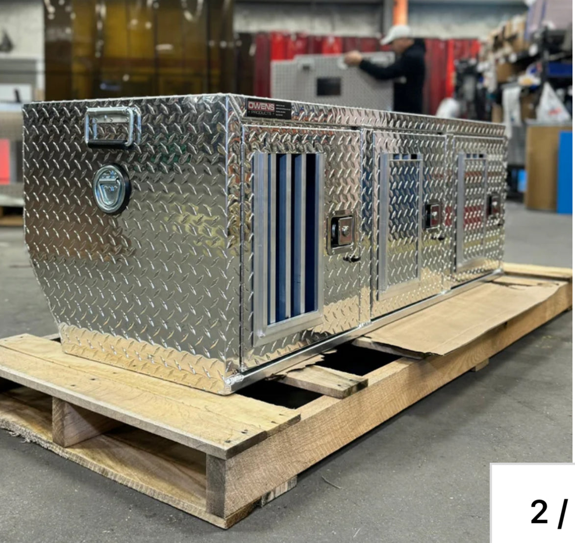Owens Dog Box Hunter Series Triple Compartment With Wheel Well Notches 58W x 22.25D x 20H