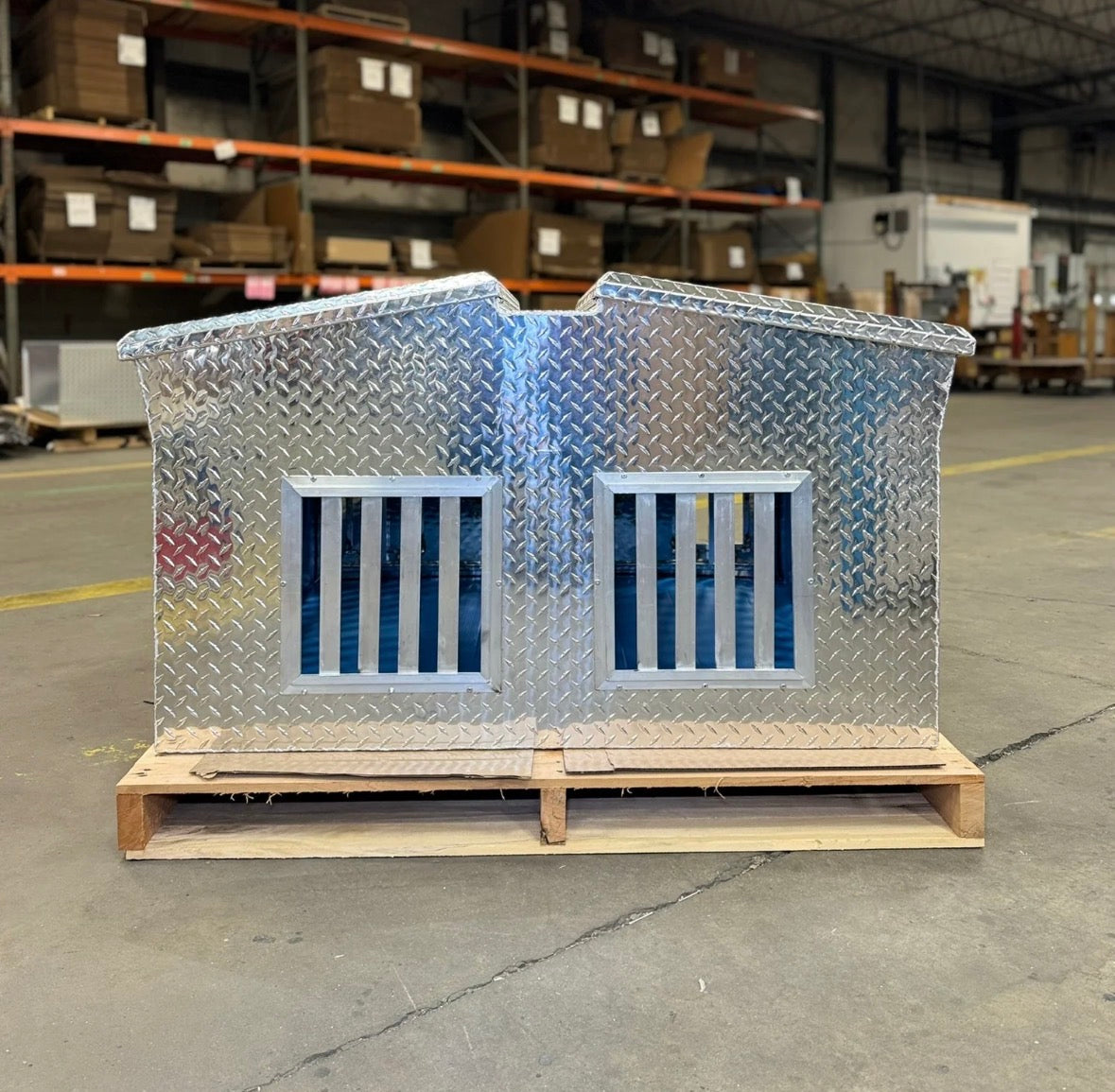 Owens Hunter Dog Box Series Big T Double Compartment With Dual Lid Top Storage - 55014