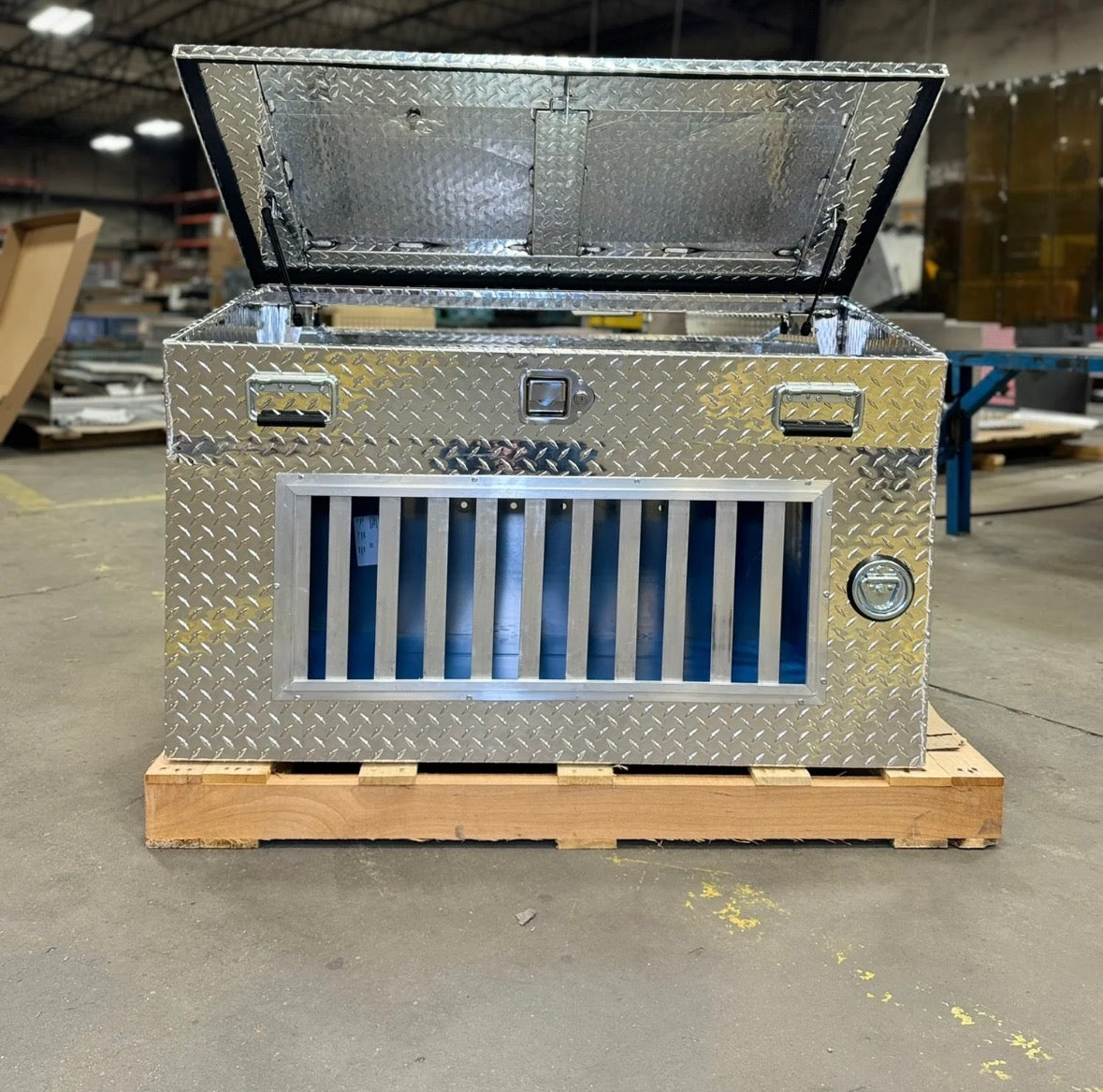 Owens Hunter Dog Box Series Big T Double Compartment With Dual Lid Top Storage - 55014