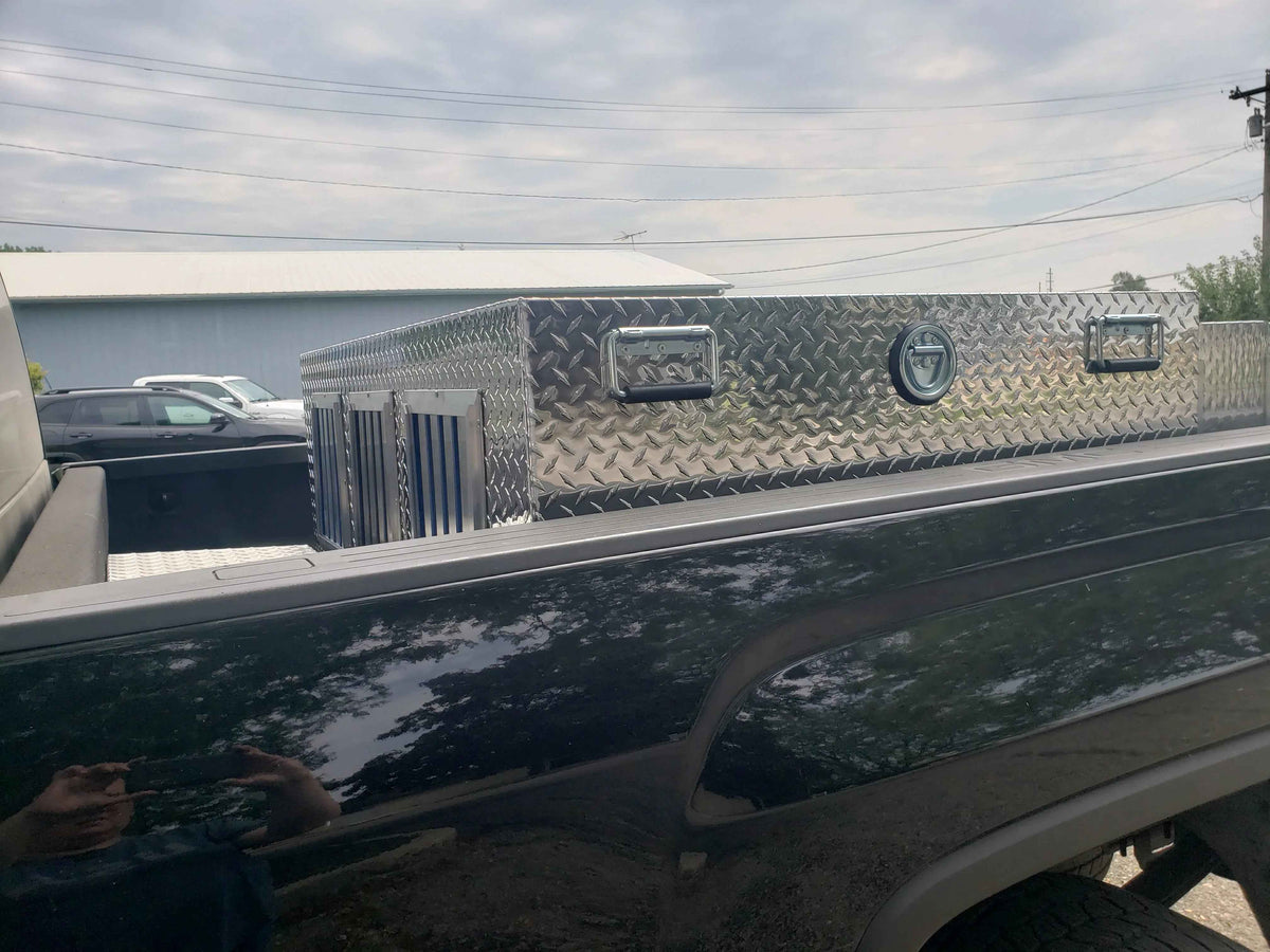 Owens Dog Box 55111 Pro Hunter Triple Compartment Bottom Storage 58"W x 40"D x 28"H - 20240722_123322