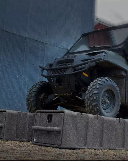 Dakota283 Badlands Truck Storage Lifestyle Vault