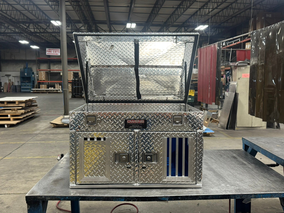 Owens Dog Box 55018 Double Compartment With Top Storage Standard Vents 36"W x 28.5"D x 22"H - 55018TopStorageOpen