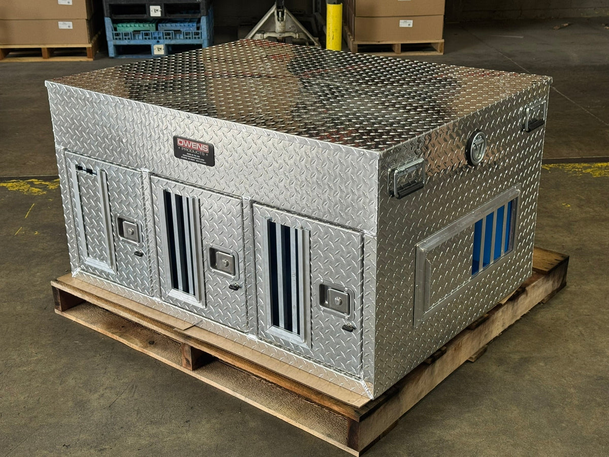 Owens Dog Box 55158 Triple Compartment No Storage Tall Standard Vents 48"W x 36"D x 26"H - 55158Front_SideView