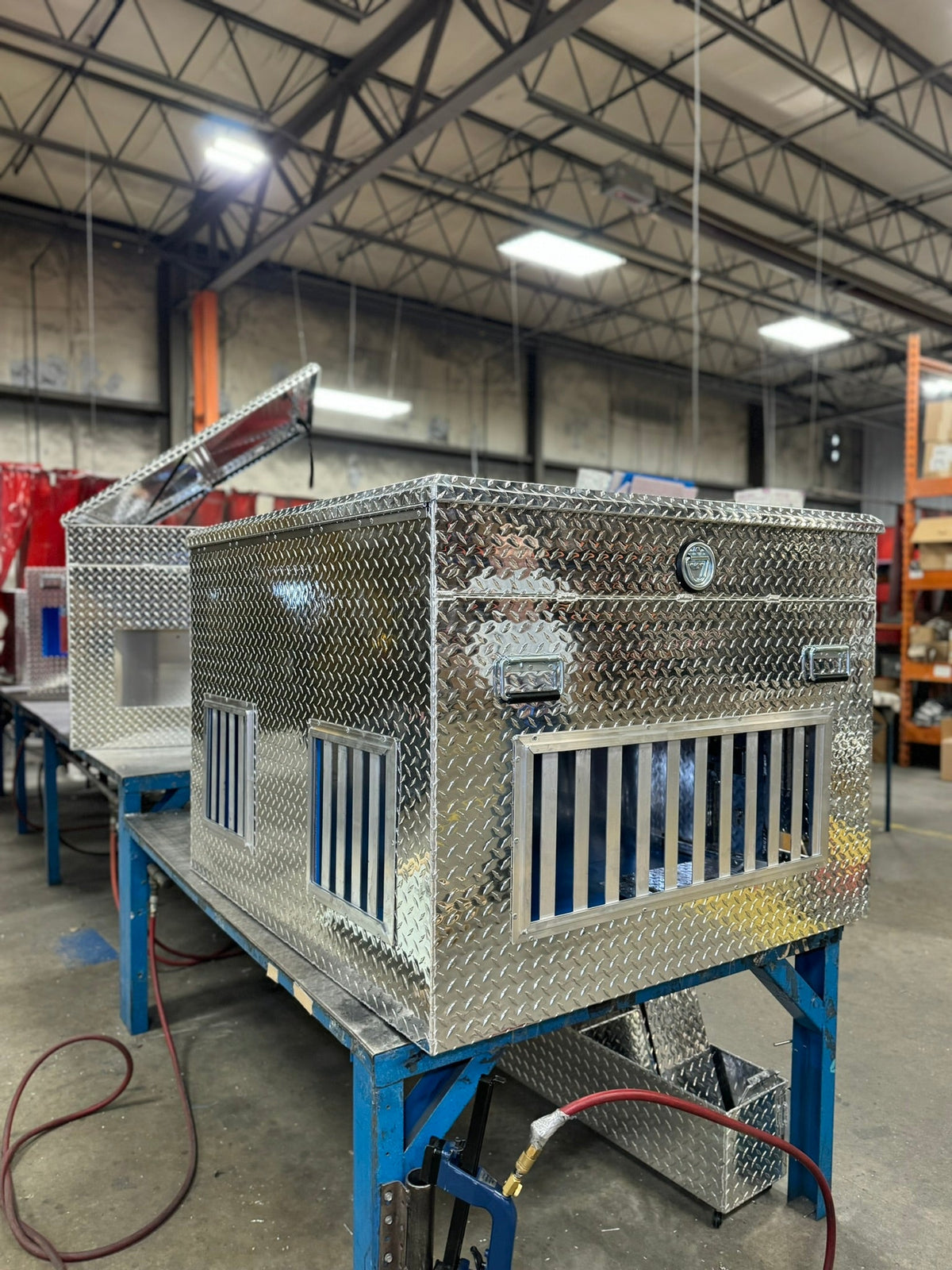 Owens Dog Box 55460 Double Compartment With Top Storage All Season Vents 48"W x 45"D x 34"H - 55460_-_Owens_Products_3