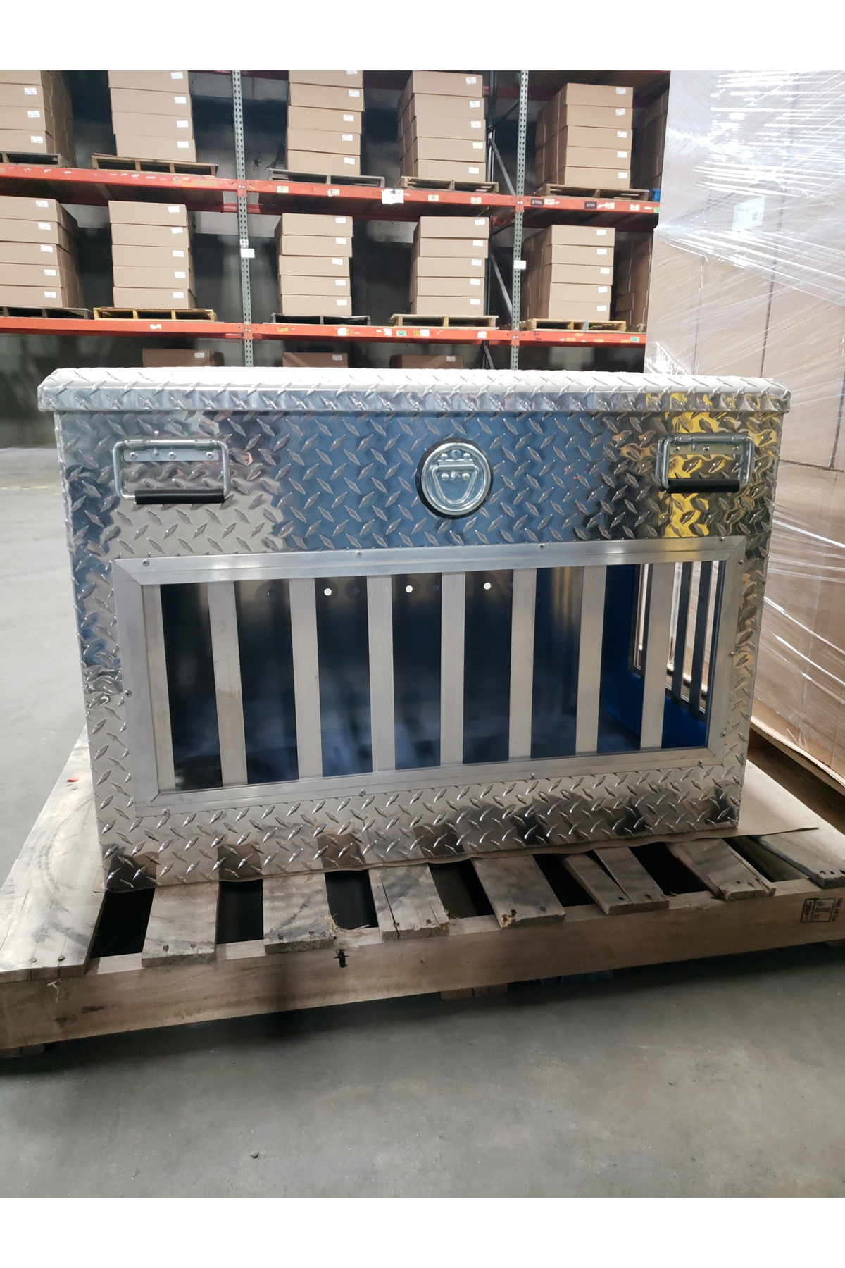 Owens Dog Box 55478 Shallow Double Compartment With Top Storage All Season Vents 38"W x 36"D x 26"H - 55478_2_812cb6ec-ba81-434c-8666-734f3f52ea74
