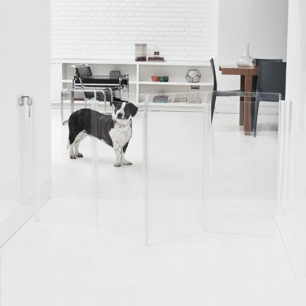 Hiddin Clear Pet Gate – Modern Acrylic Wall Mounted Lucite Zig Zag Dog Gate (Tall)