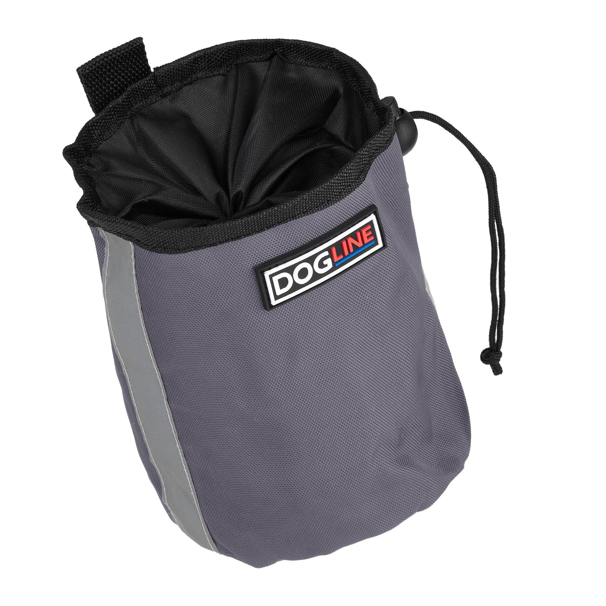 Beta treat pouch for dogs with built-in waste bag dispenser, hands-free design for training and walks