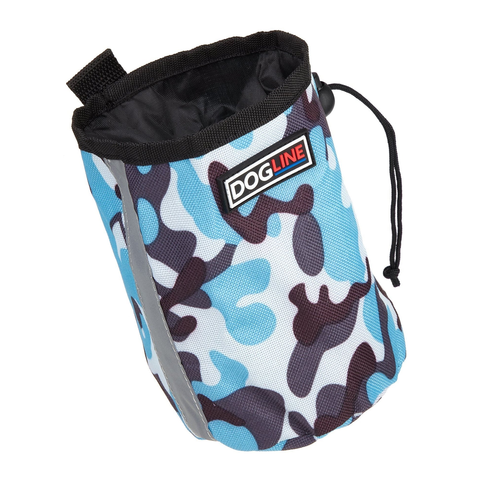 Beta treat pouch for dogs with built-in waste bag dispenser, hands-free design for training and walks