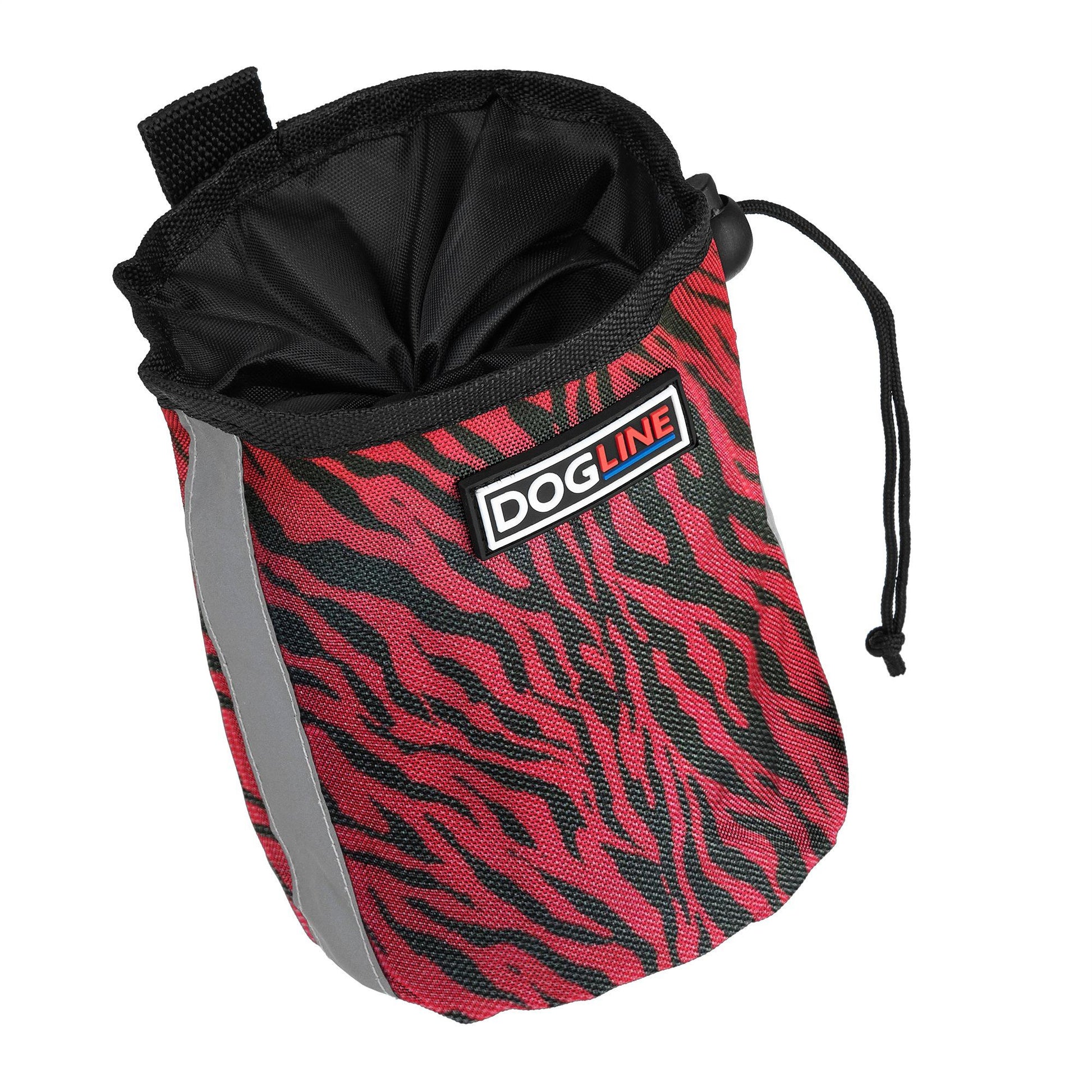 Beta treat pouch for dogs with built-in waste bag dispenser, hands-free design for training and walks