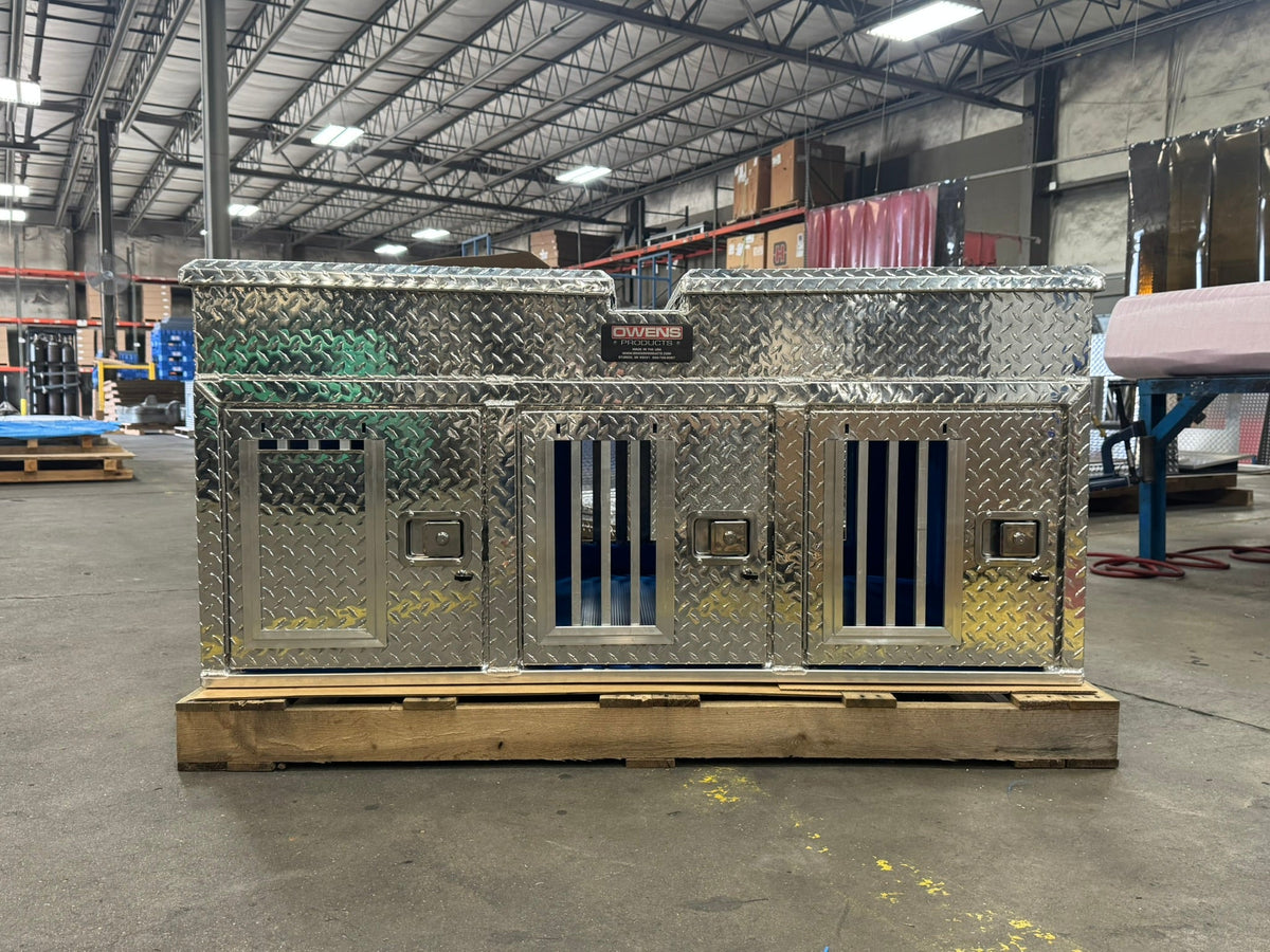 Owens Dog Box 55074 Triple Compartment With Top Storage All Seasons Rear Vents 58"W x 40"D x 26"H - IMG_0699